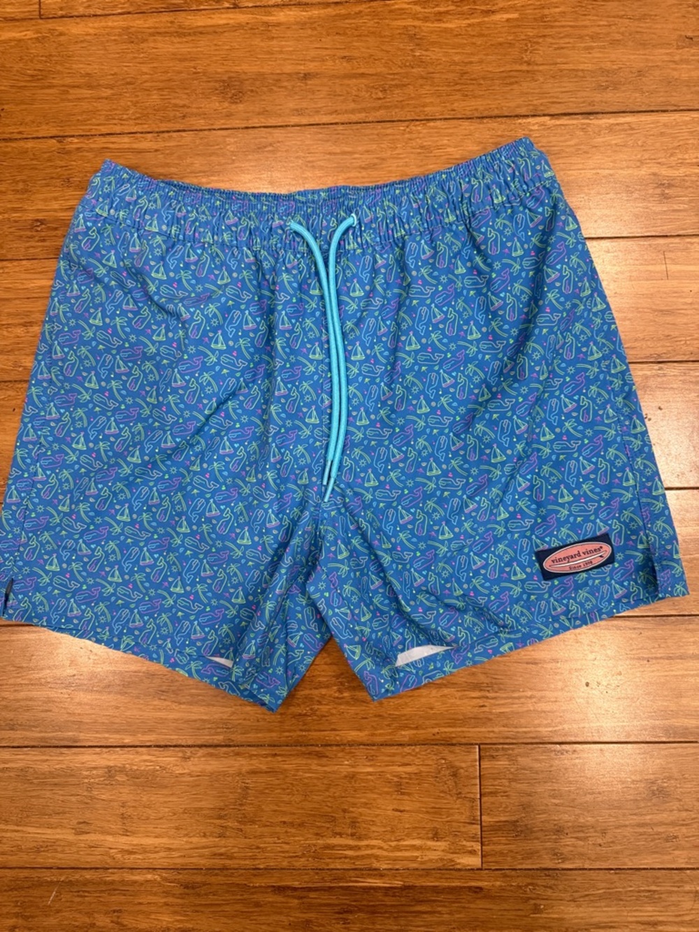 Vineyard vines swim trunks